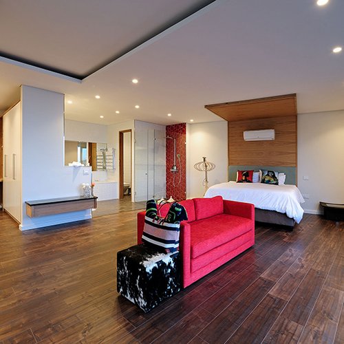 Decor8eight - Sea Star Rocks Boutique Hotel (Laminate, Vinyl, Carpets and Artificial Grass)